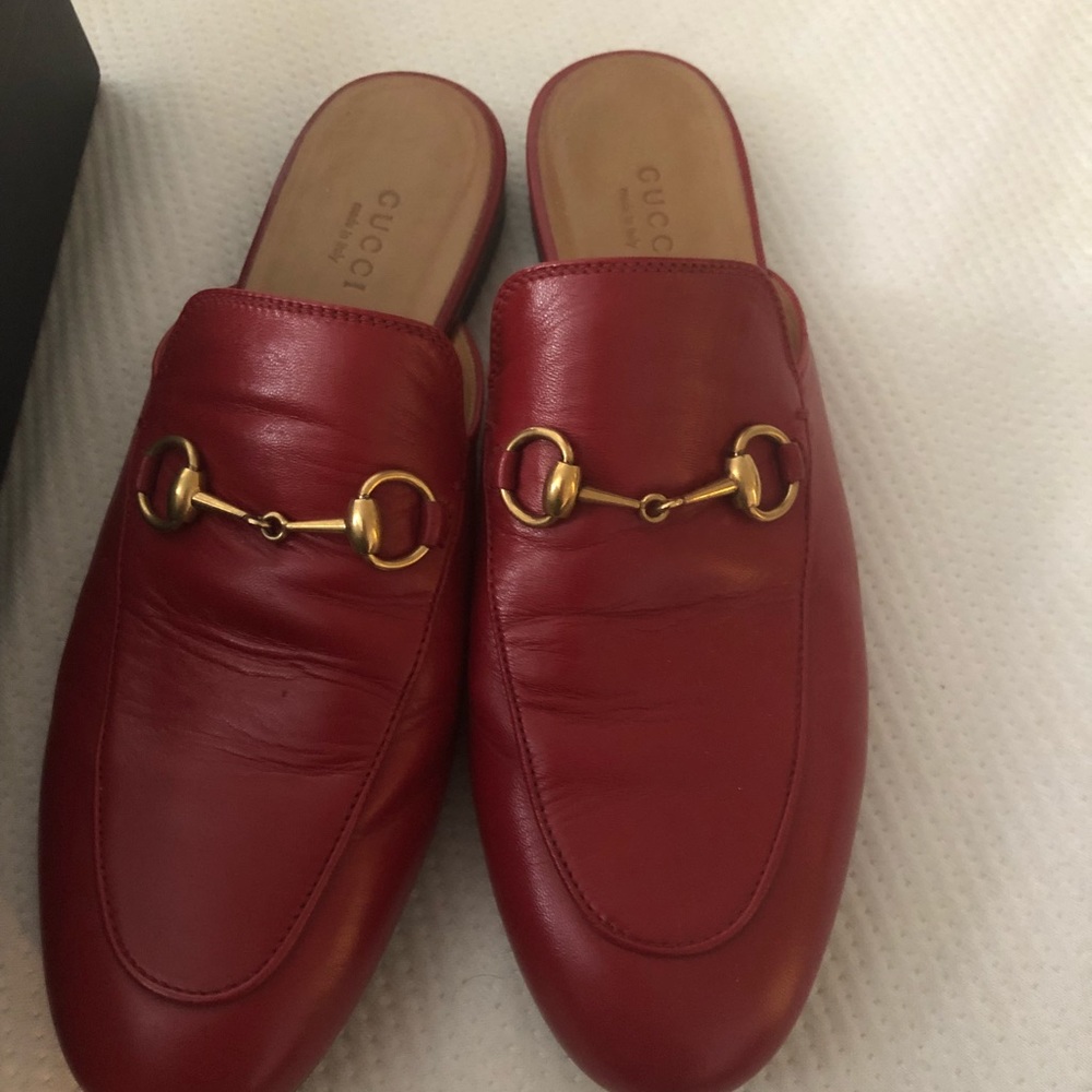 GUCCI slippers